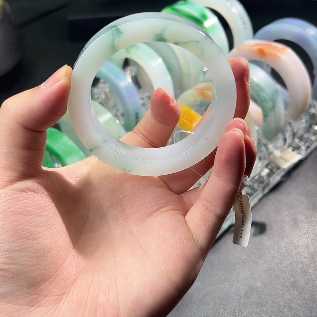 未镶嵌手镯翡翠翡翠手镯