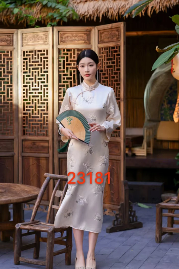 23181『不可退』啥都有刺绣半裙断码返季清货