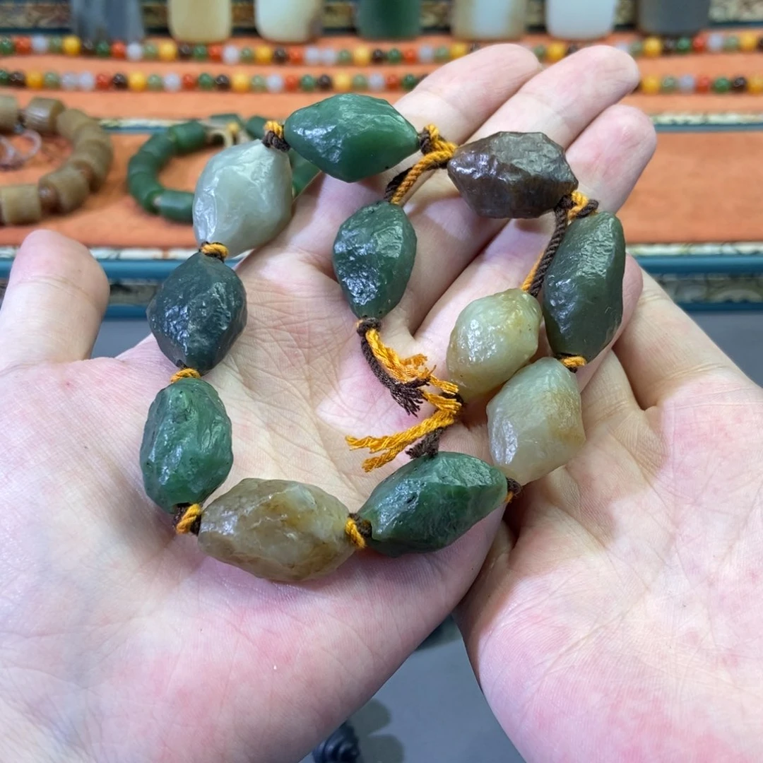 和田玉颈饰未镶嵌格****部