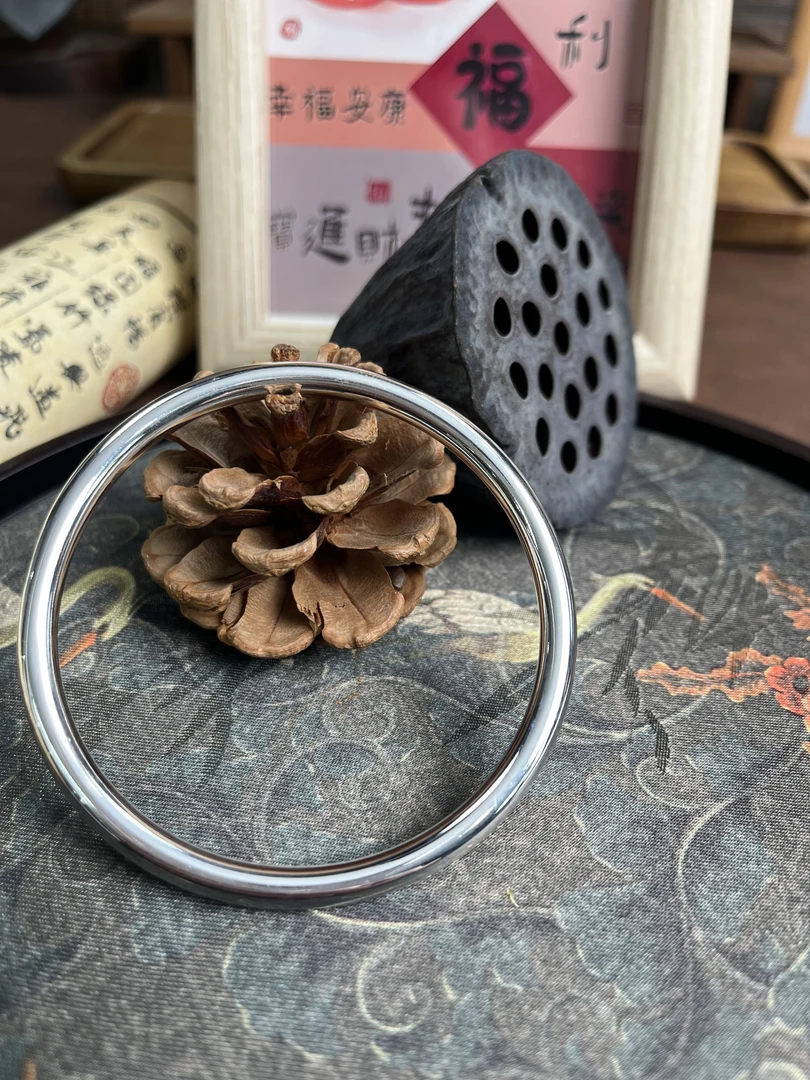 足银手镯 足银手镯 传承亮面手镯时尚百搭实心大克重情侣白搭手工