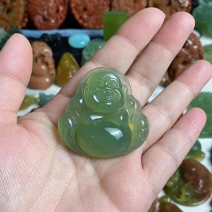 未镶嵌蛇纹石玉颈饰月**泉