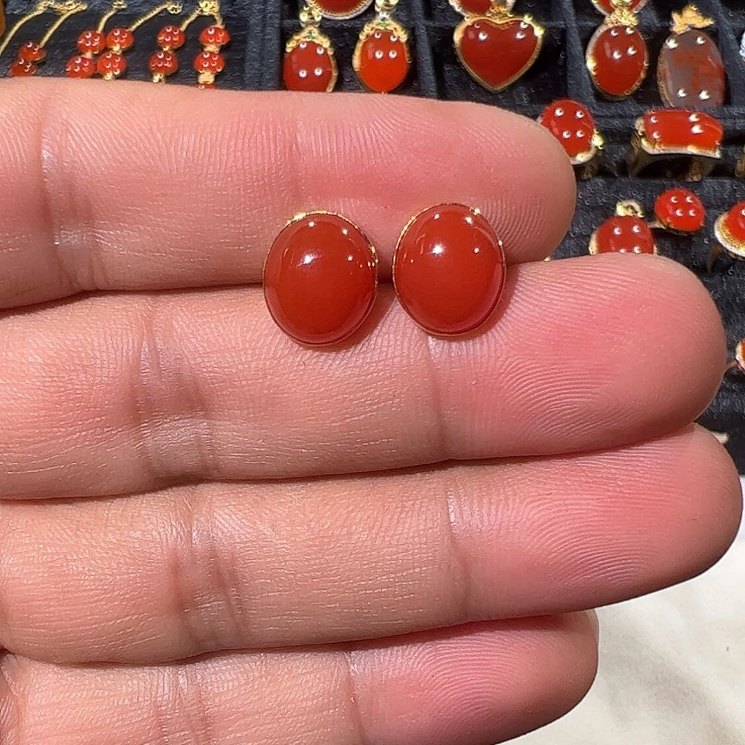 南红玛瑙18K金镶嵌耳饰
