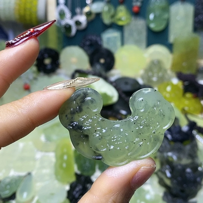 【闪购商品】蛇纹石玉颈饰未镶嵌