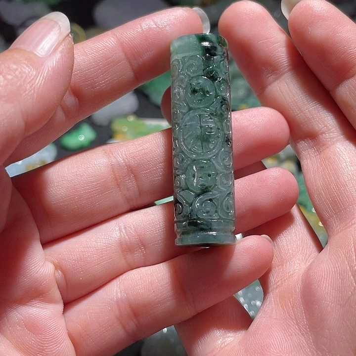 颈饰未镶嵌翡翠天