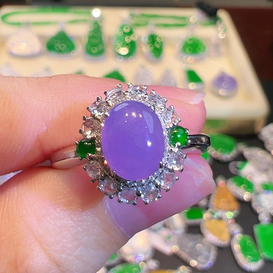 翡翠戒指18K金镶嵌翡翠