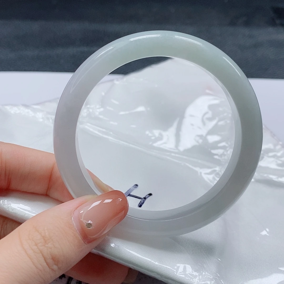 【闪购商品】未镶嵌手镯翡翠552号