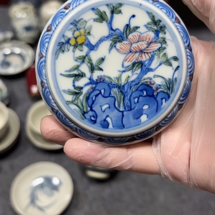 摆件V****u陶瓷工艺美术精品