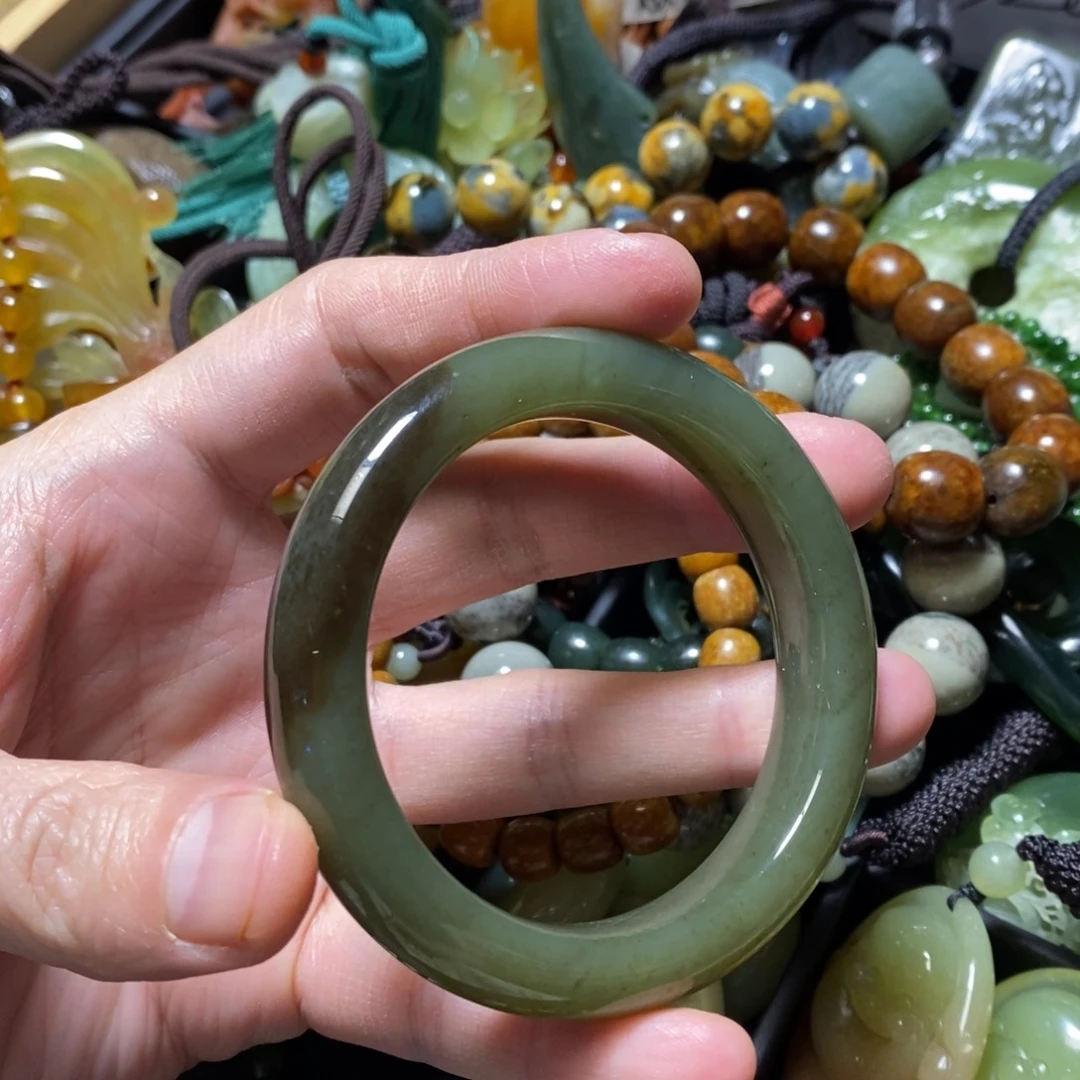 和田玉未镶嵌颈饰56口