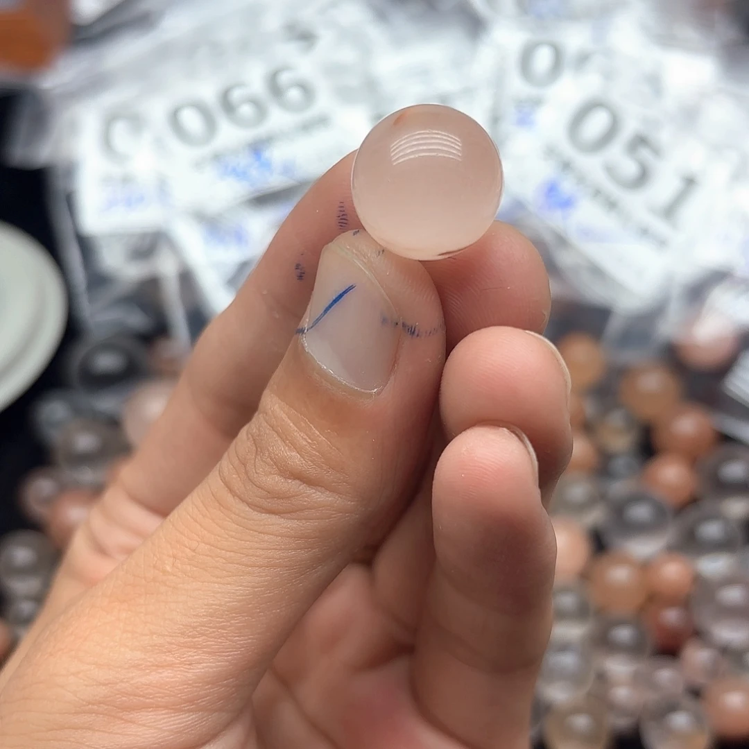 天***丽未镶嵌珠宝半成品水晶定制通孔不退不换