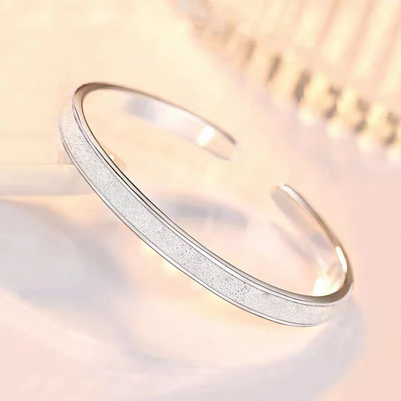 爱如繁星爆闪时尚经典款银手镯-A141