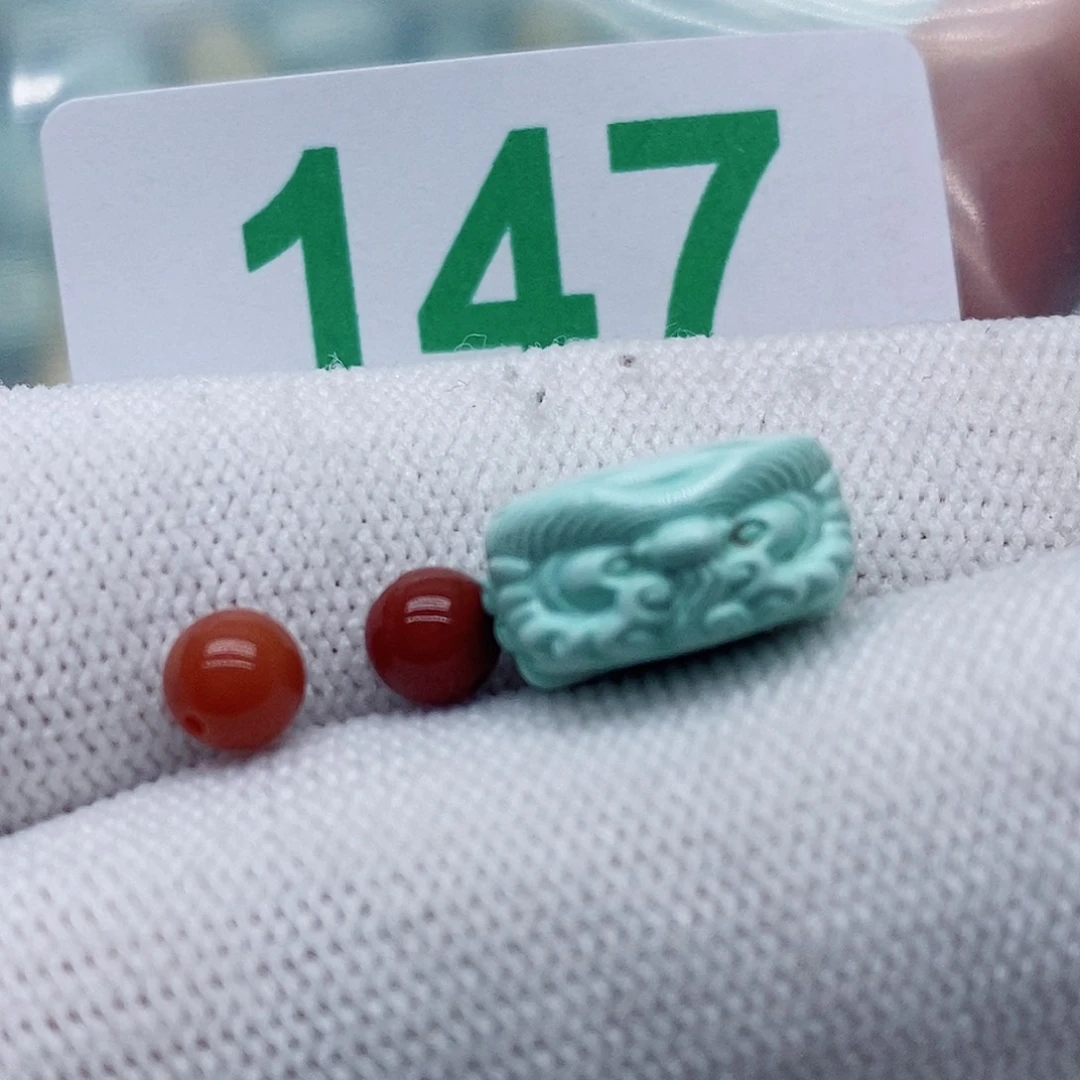 南红玛瑙未镶嵌珠宝奇石