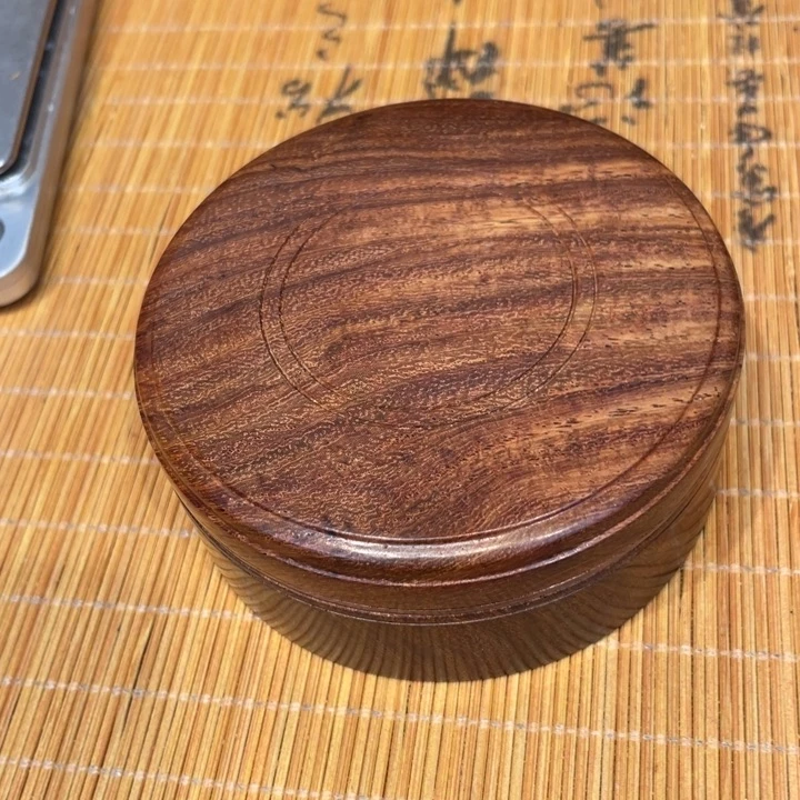 王***y黄花梨/降香黄檀手串/手链降香黄檀盒子128克