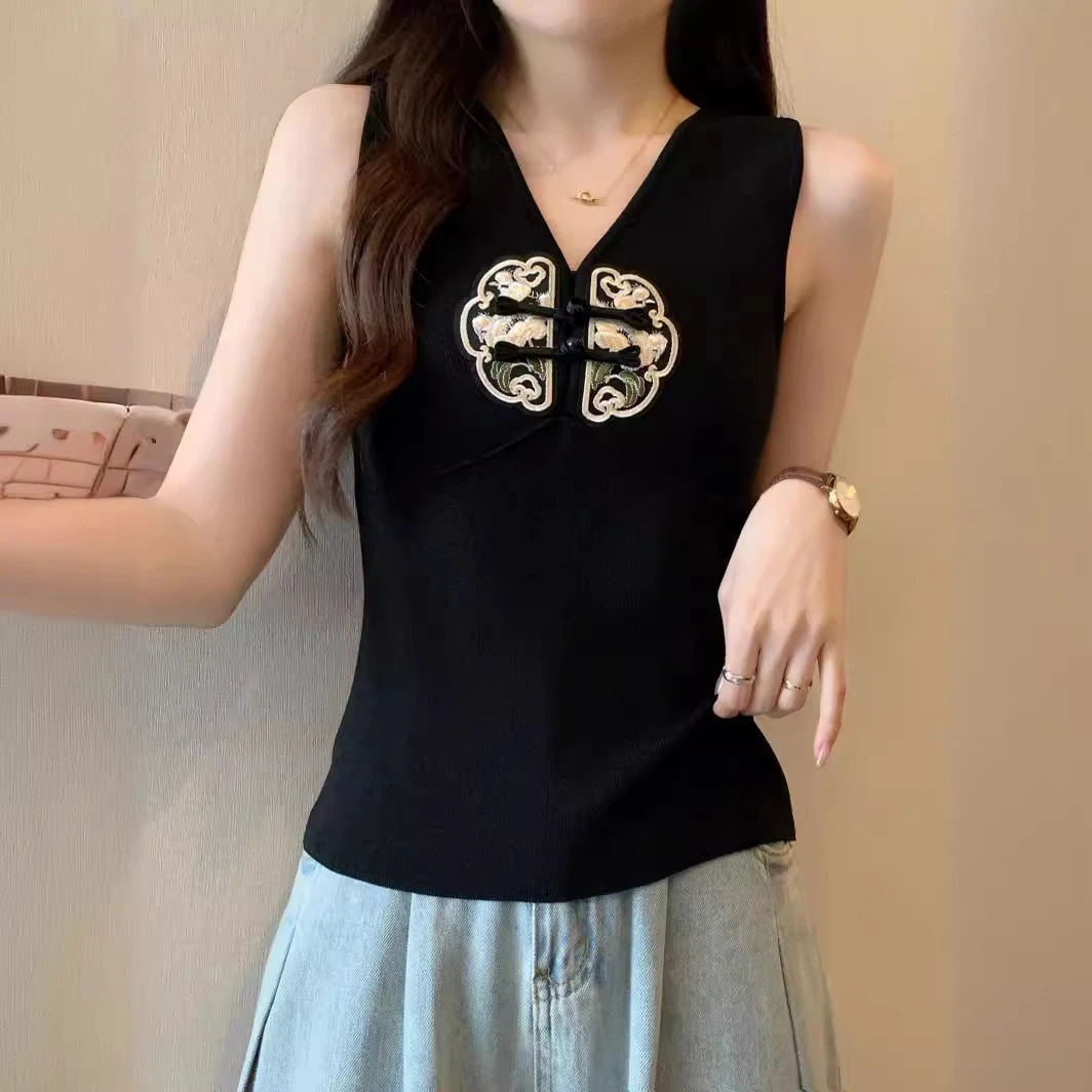 涤纶夏季无袖国风吊带女外穿背心胖mm上衣显瘦新中式修身大码刺绣