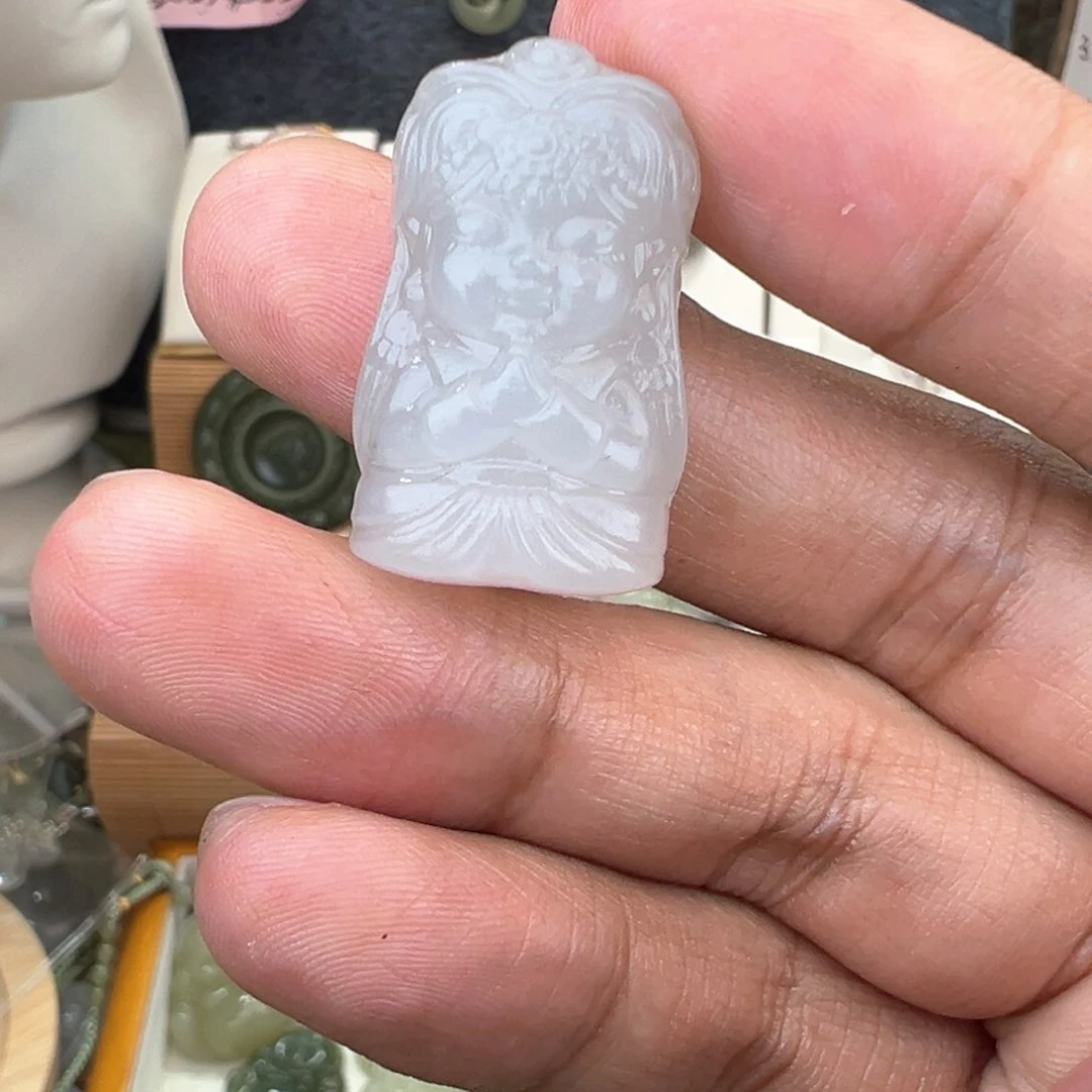 和田玉吊坠(不含链)未镶嵌?***啵扎基拉姆