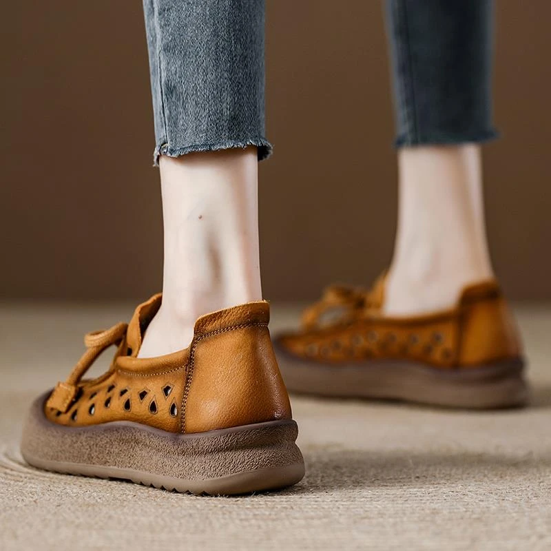 夏季薄款真皮软底不累脚休闲鞋2025夏季新款透气镂空女鞋包头凉鞋