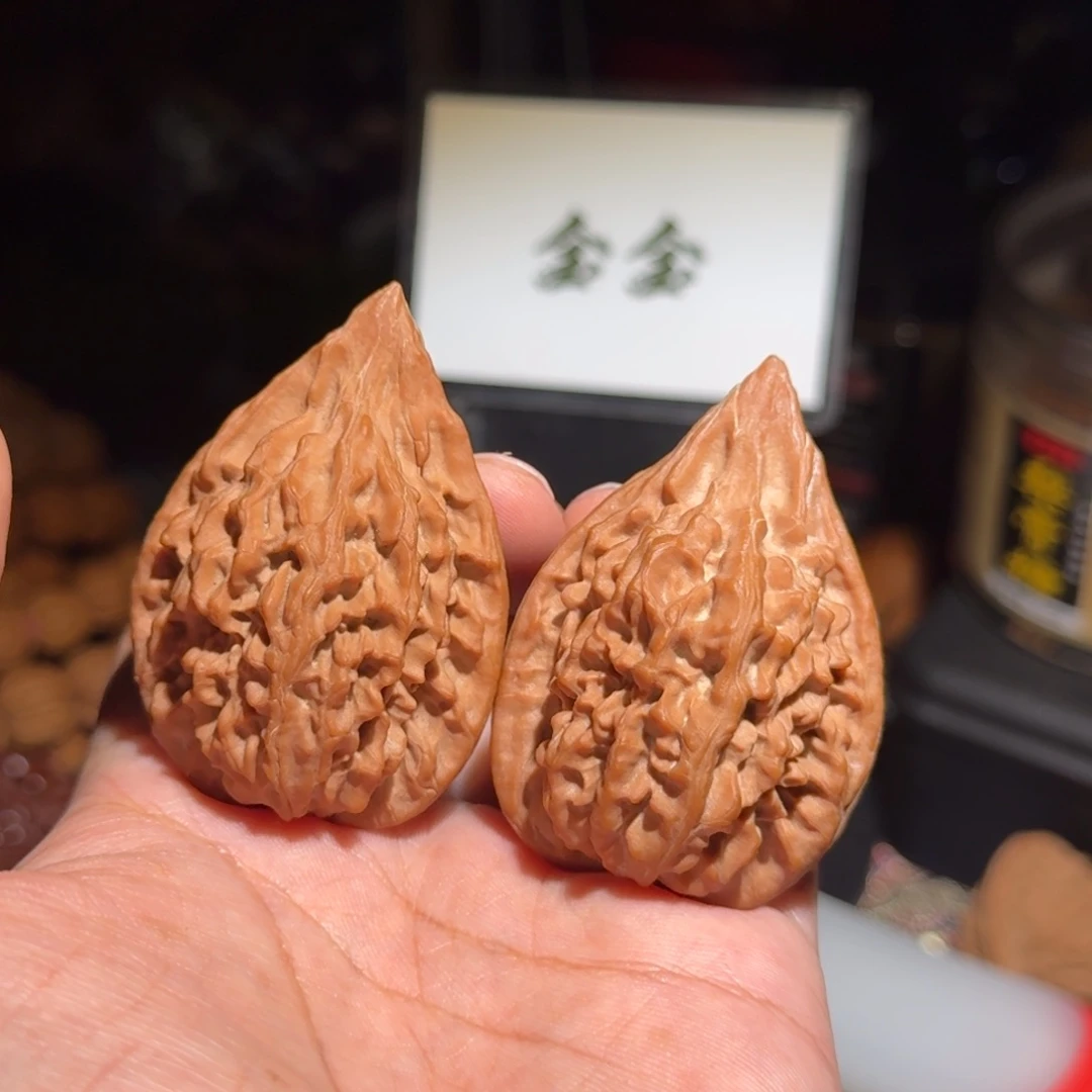 文玩核桃把件1469红缨枪，尺寸40.5 37 58