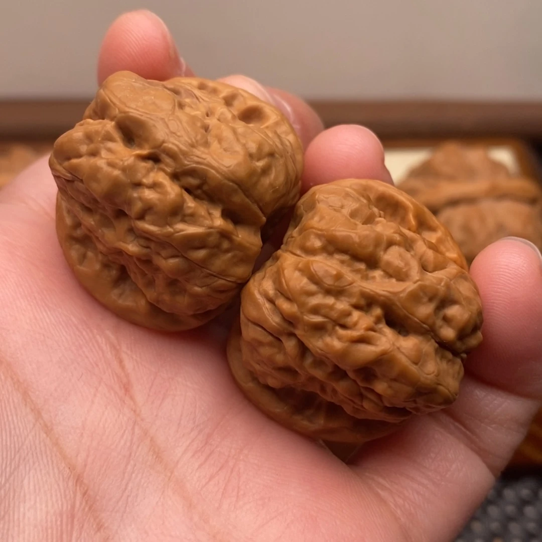 【闪购商品】把件文玩核桃手捻蛙边33左右