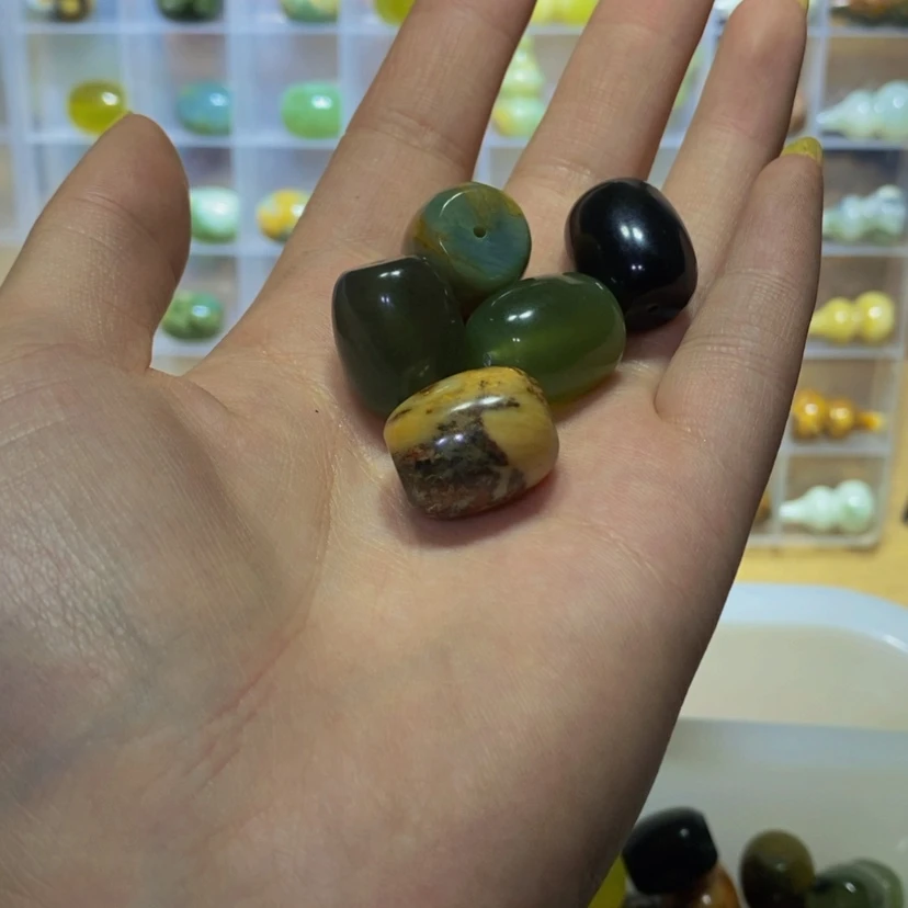 【闪购商品】蛇纹石玉未镶嵌其他922