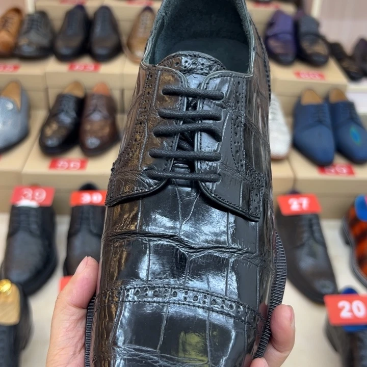 王***元鳄鱼皮（革）40码实物