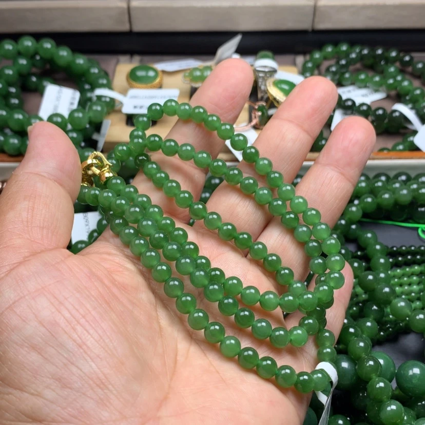 【闪购商品】颈饰未镶嵌和田玉（碧玉）苏****冠6m m