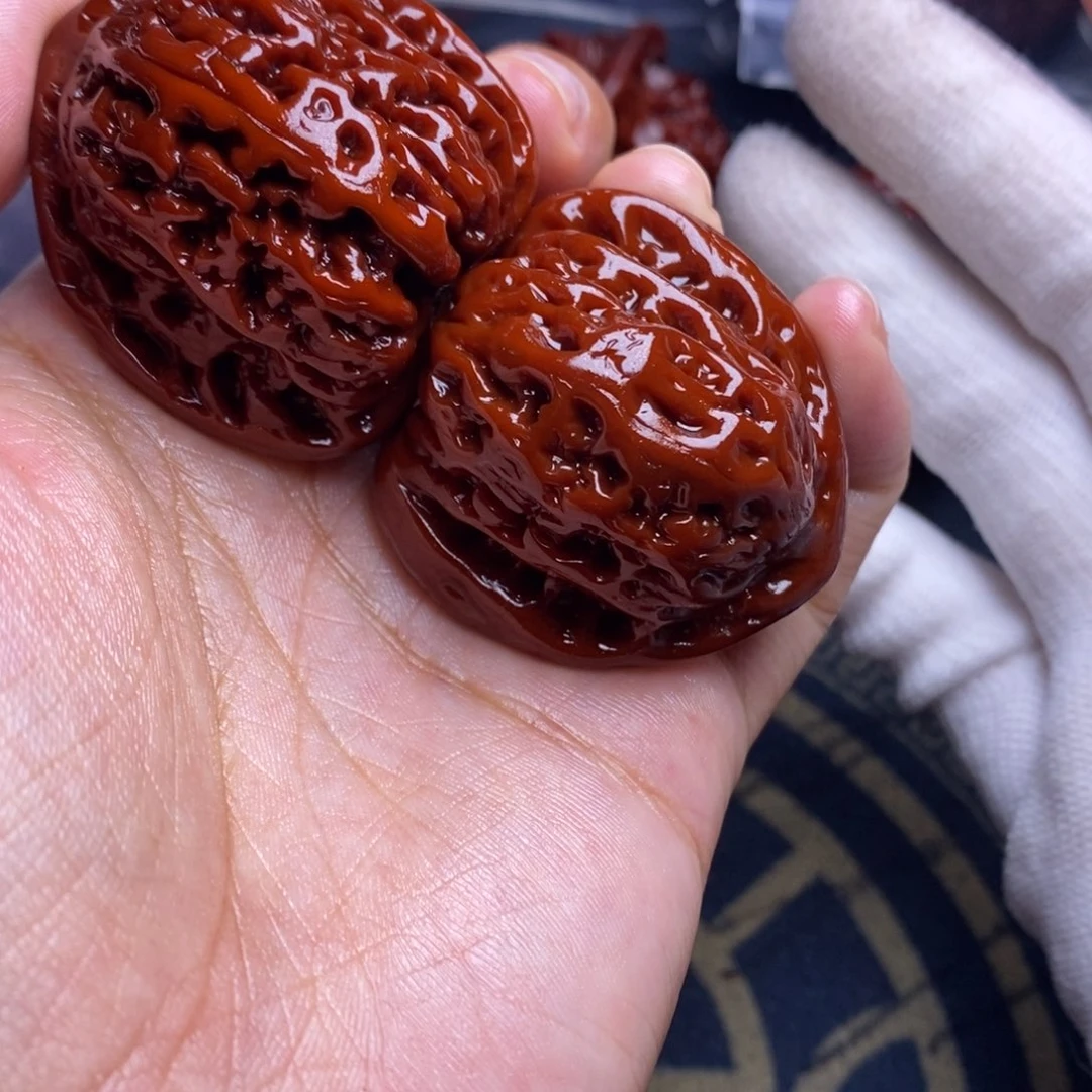 文玩核桃吊坠南疆石40