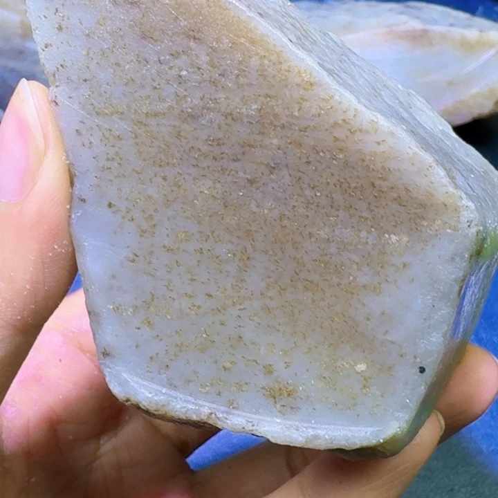 和田玉未镶嵌珠宝半成品