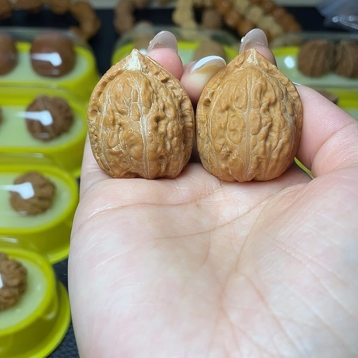 吊坠文玩核桃蛇皮纹
