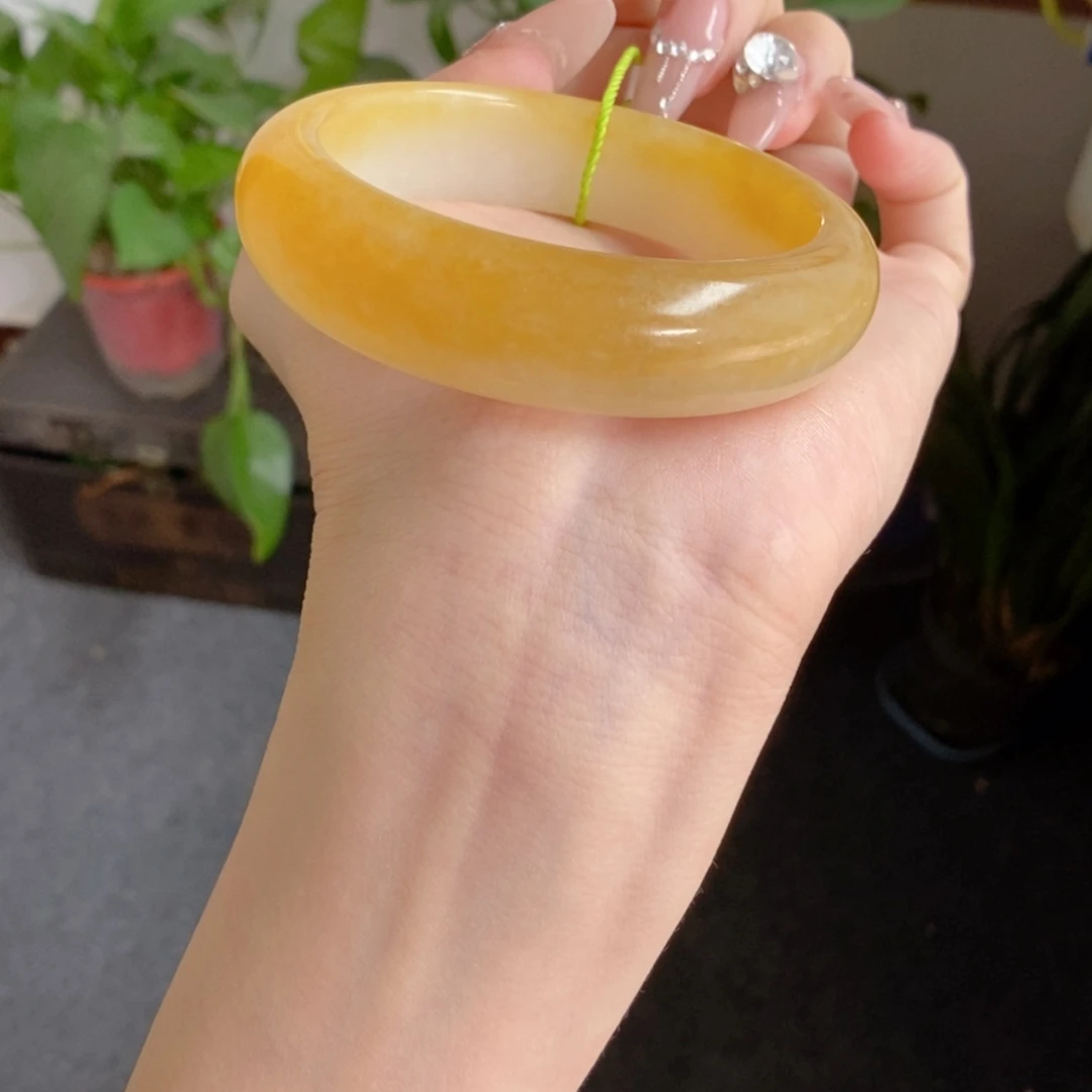 【闪购商品】和田玉手镯未镶嵌