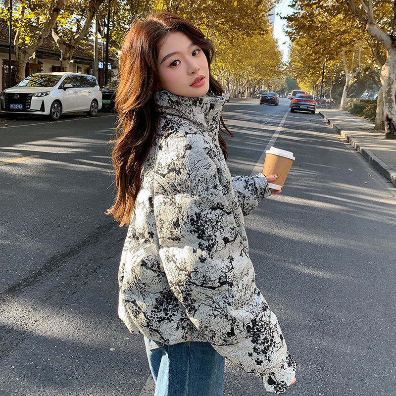 新中式国风水墨画羽绒派克服女冬季2025新款小个子设计感短款外套