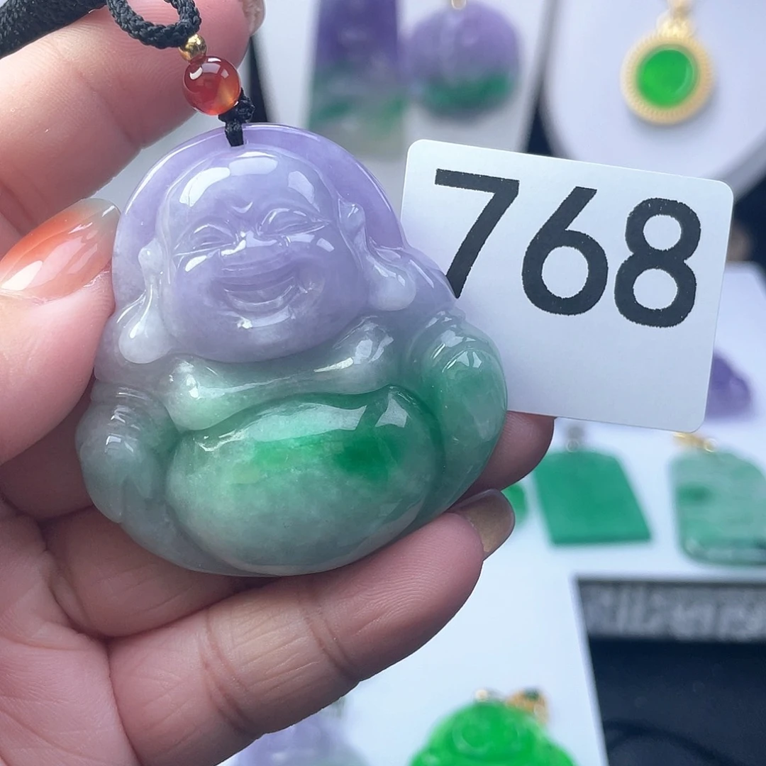 翡翠吊坠(赠链)未镶嵌