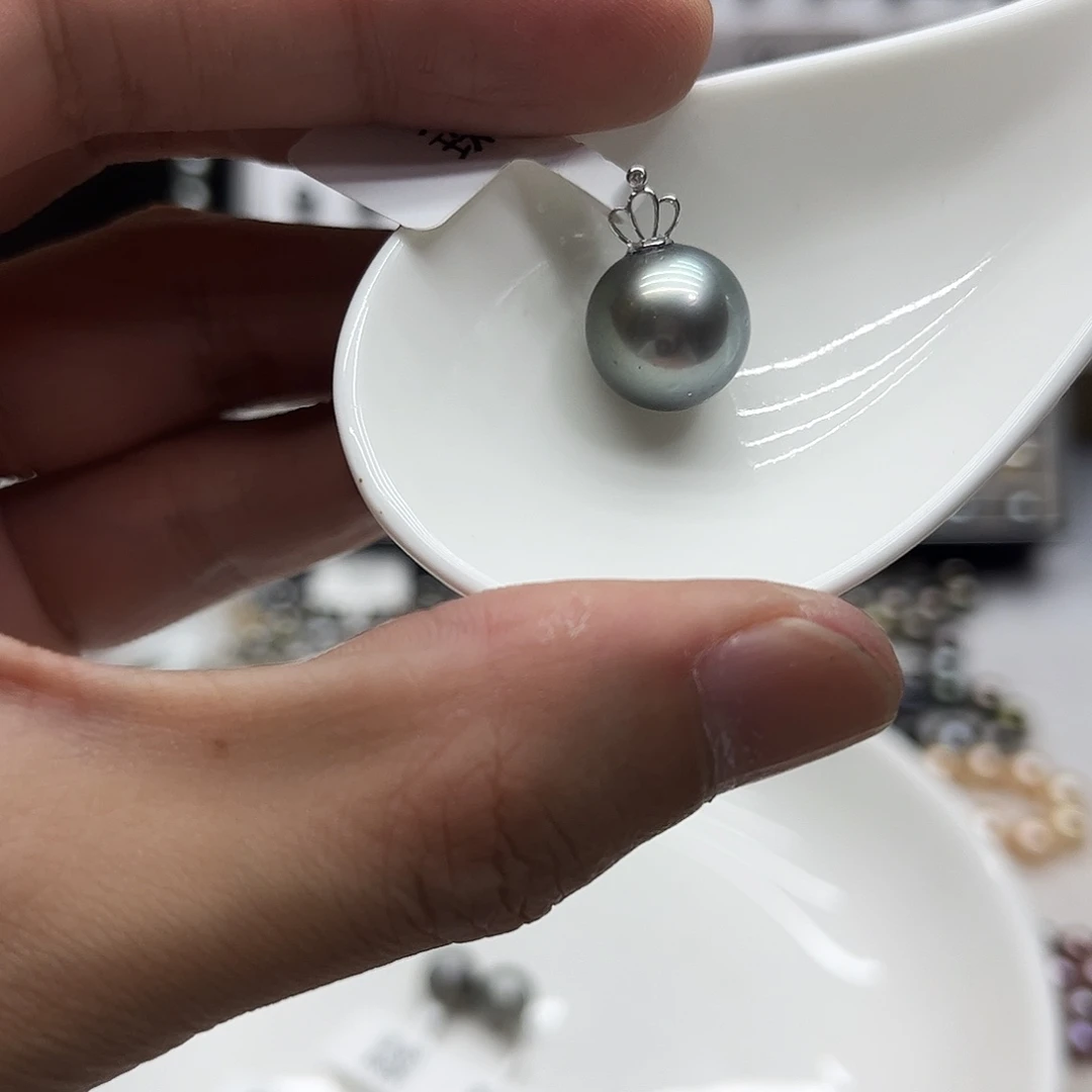 颈饰海水珍珠18K金镶嵌