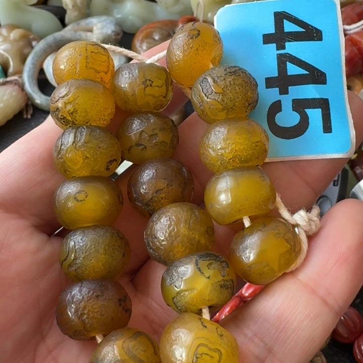 小***红玛瑙/玉髓未镶嵌颈饰