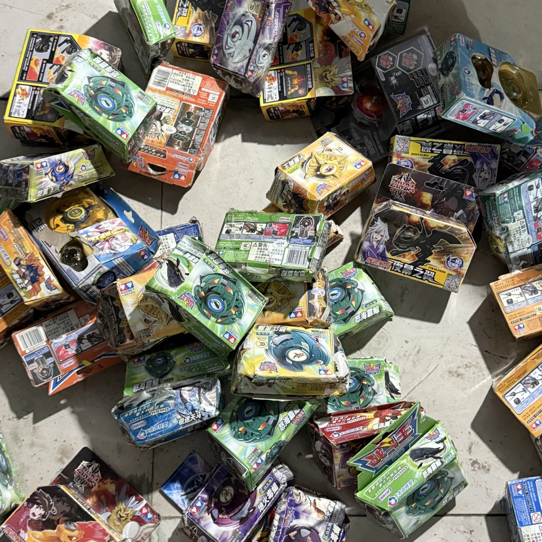 特价战斗王陀螺，包装不好玩具