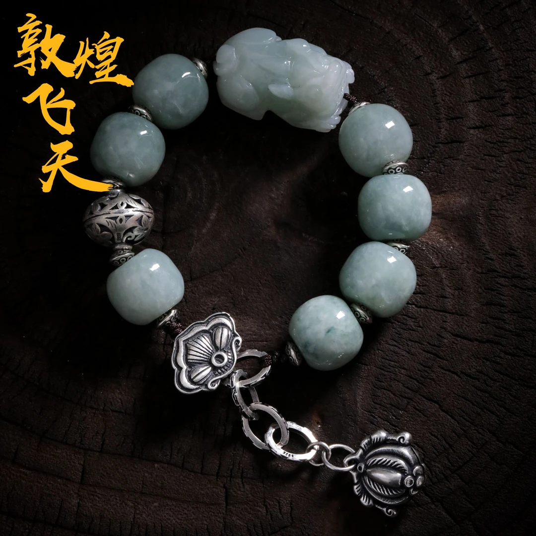 925银手链  S09196《意浓》 吞米兽绿貔貅串珠手链