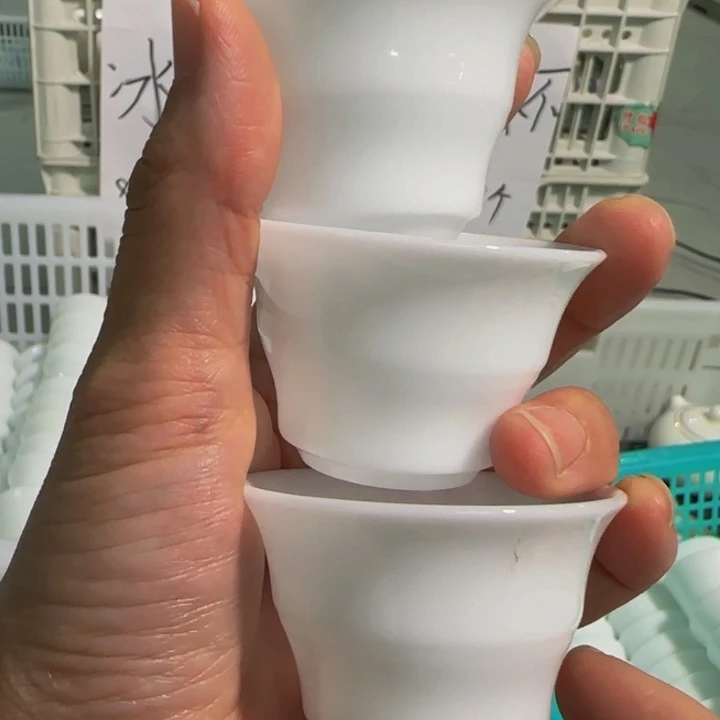 微瑕冰种竹节杯35毫升三个一组