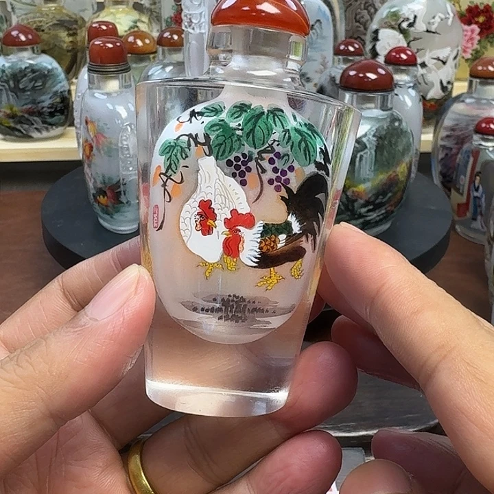 鼻烟壶内画鸡手工绘制