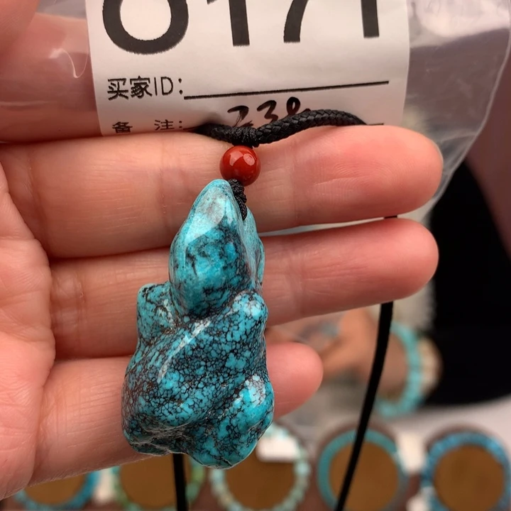 绿松石未镶嵌原矿