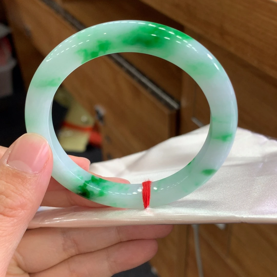 翡翠未镶嵌手镯26号美人条