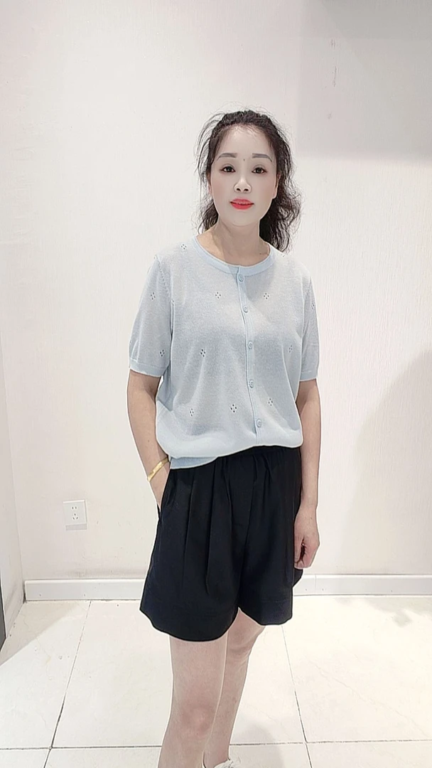 【老郭说穿搭】2025杨夏款休闲针织衫