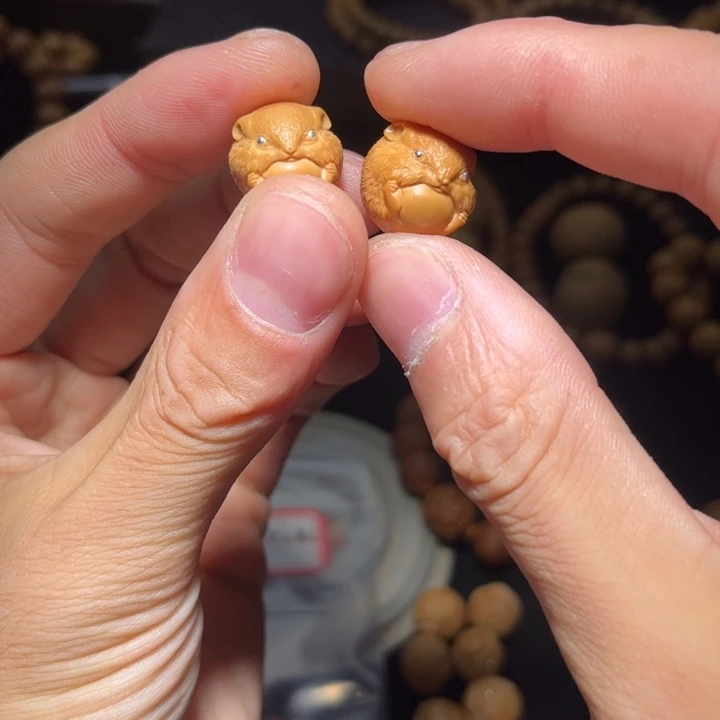 拉***仙吊坠猴头核桃聚宝盆料多宝鼠