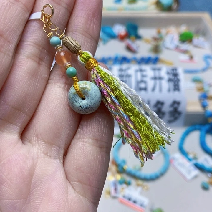 南红玛瑙未镶嵌挂件
