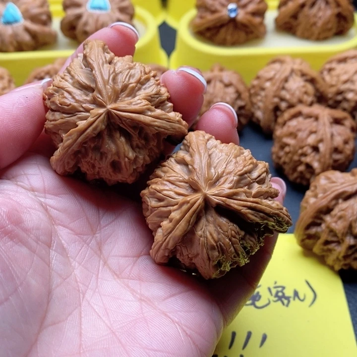 锡***蒙文玩核桃把件42尺拼接工艺品白奔