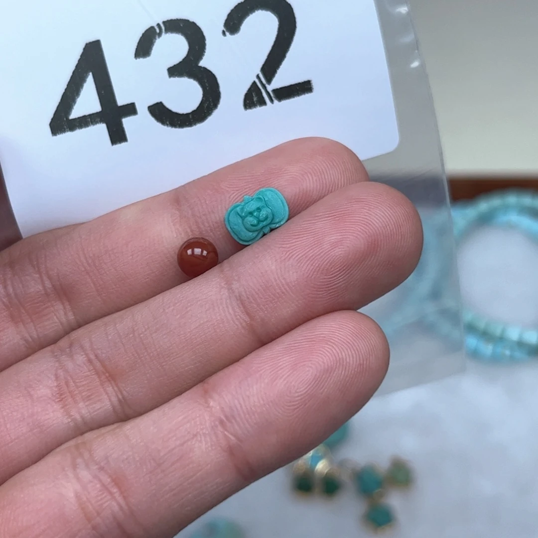 南红玛瑙未镶嵌珠宝奇石