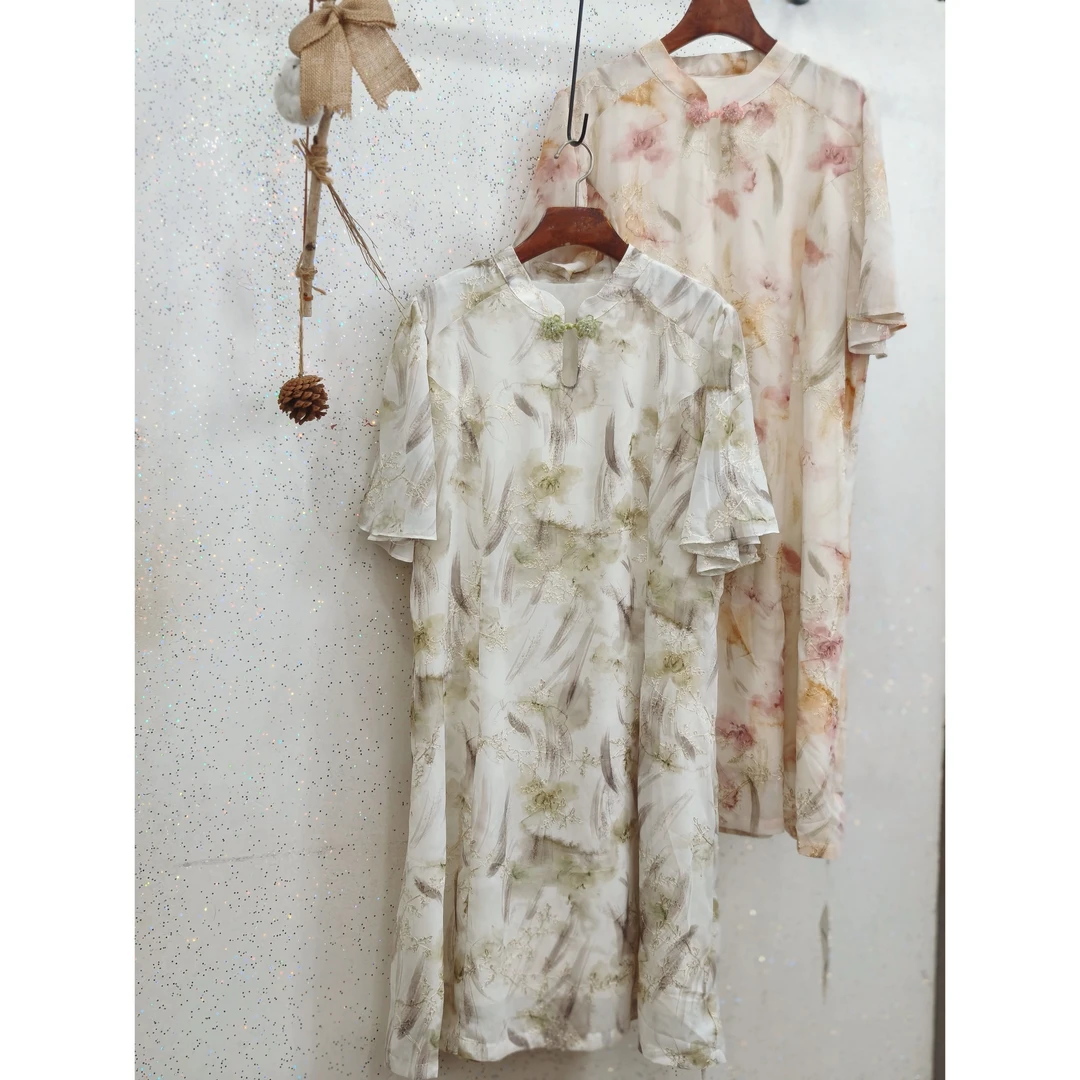 7609新中式刺绣女士旗袍长款中袖夏季低开衩H版型