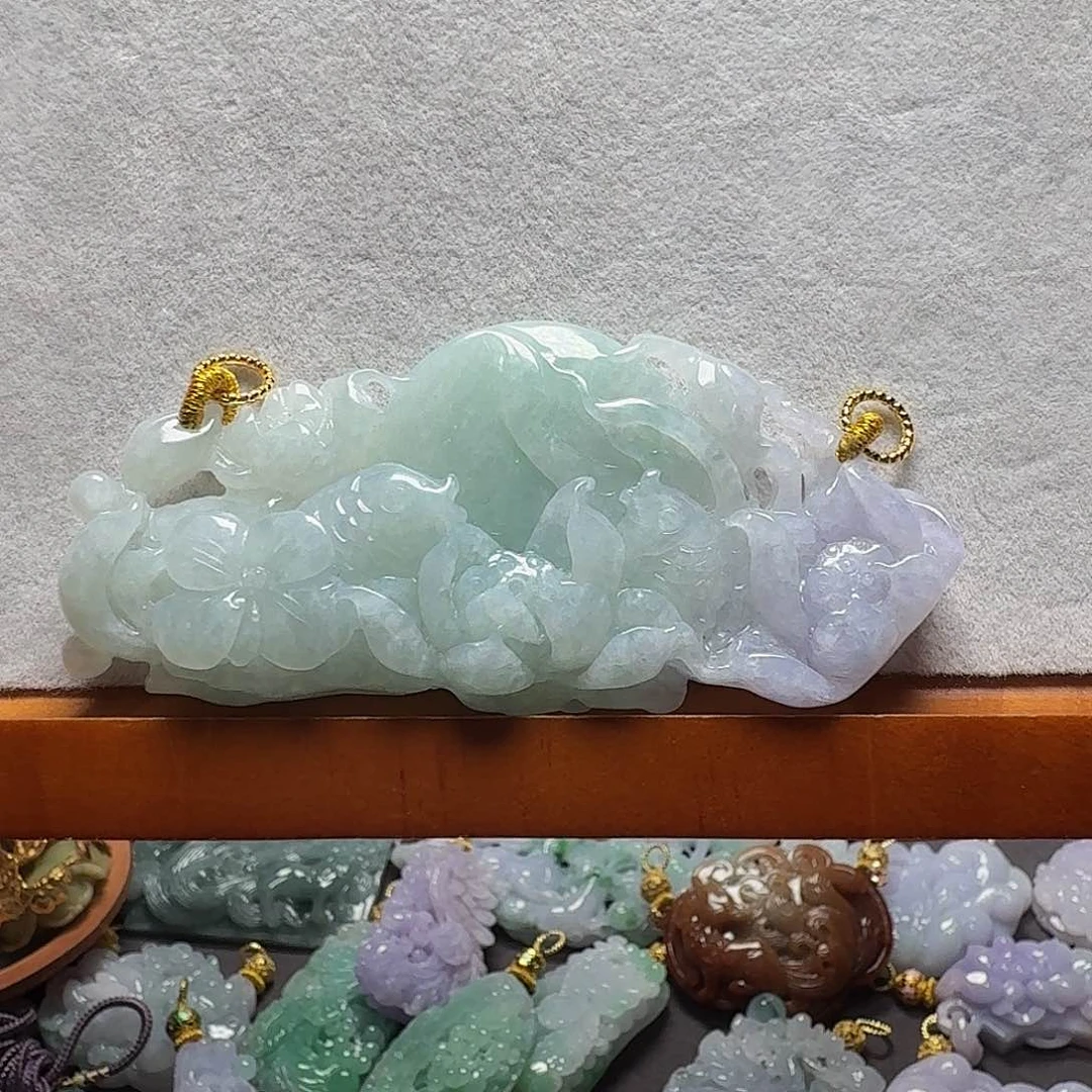 吊坠(赠链)未镶嵌翡翠