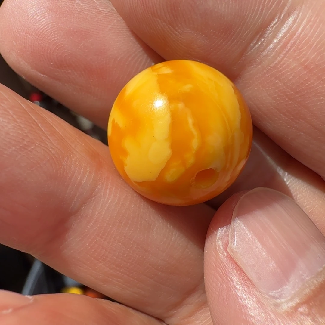 吴***峰蜜蜡未镶嵌颈饰藏传精品蜜蜡吊坠