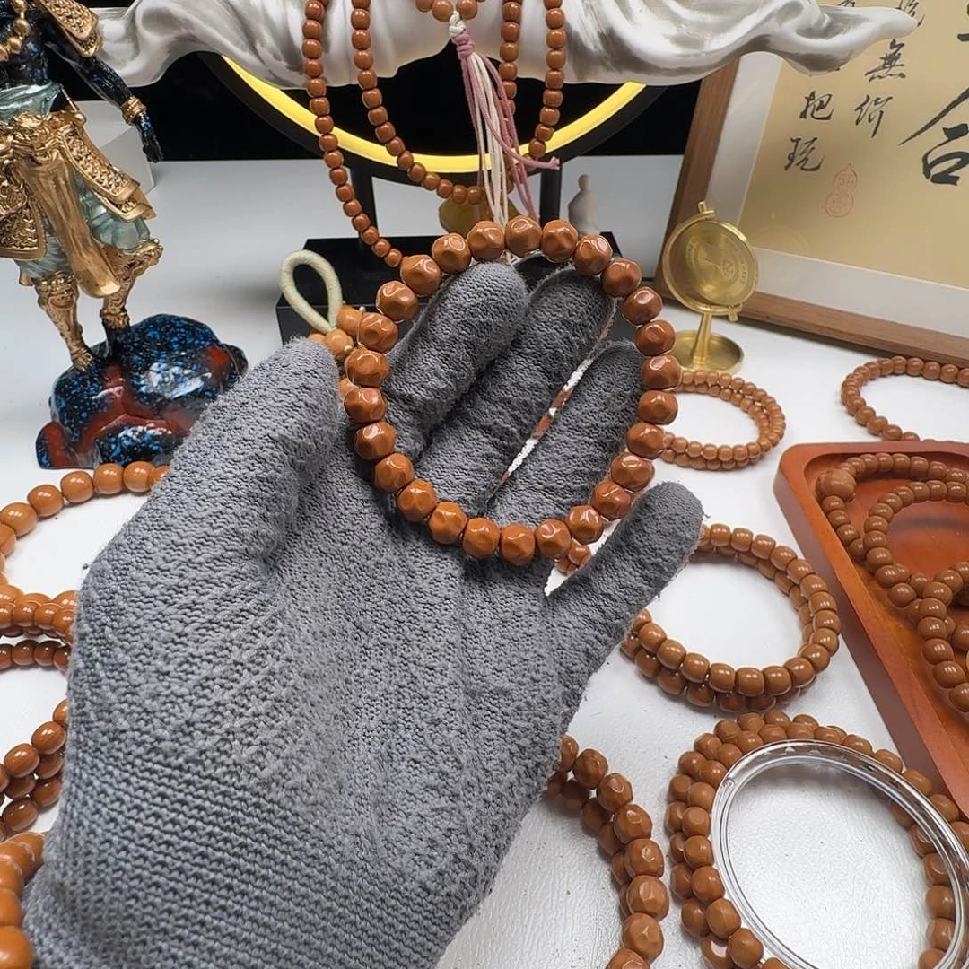 栋***吊坠猴头核桃奶酪