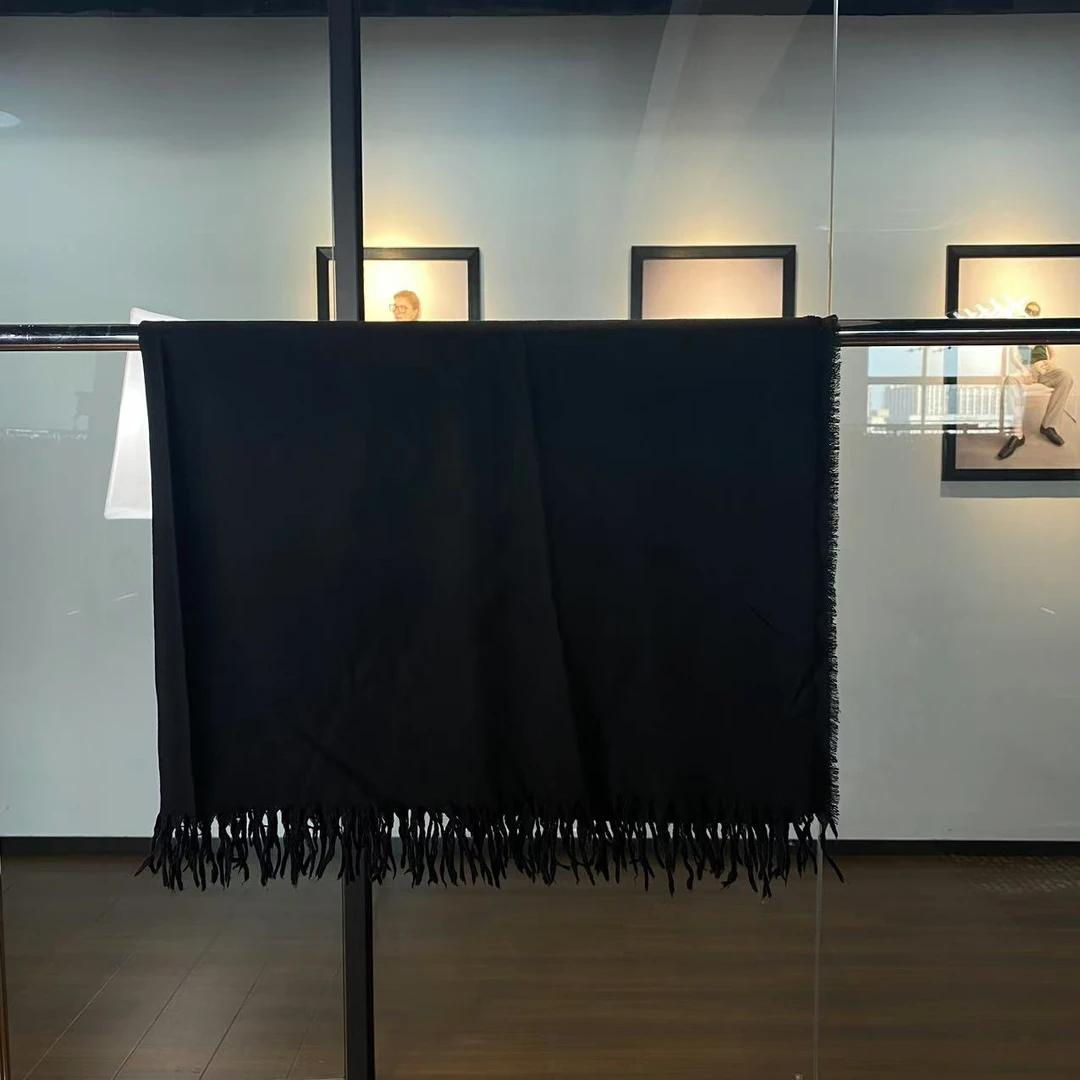 MNFK 新款 2米多长 羊毛围巾 WJ0080