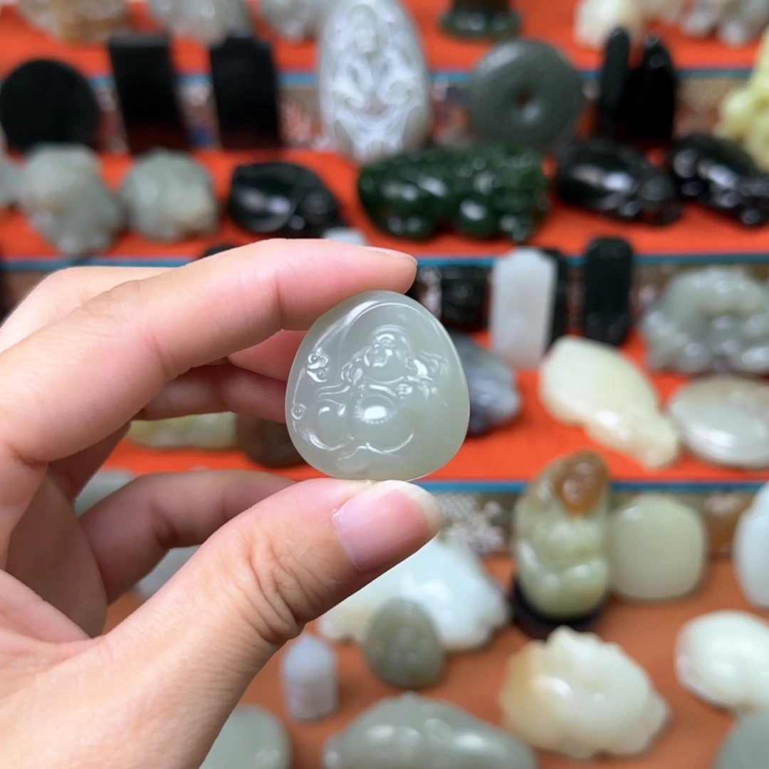 未镶嵌和田玉把件