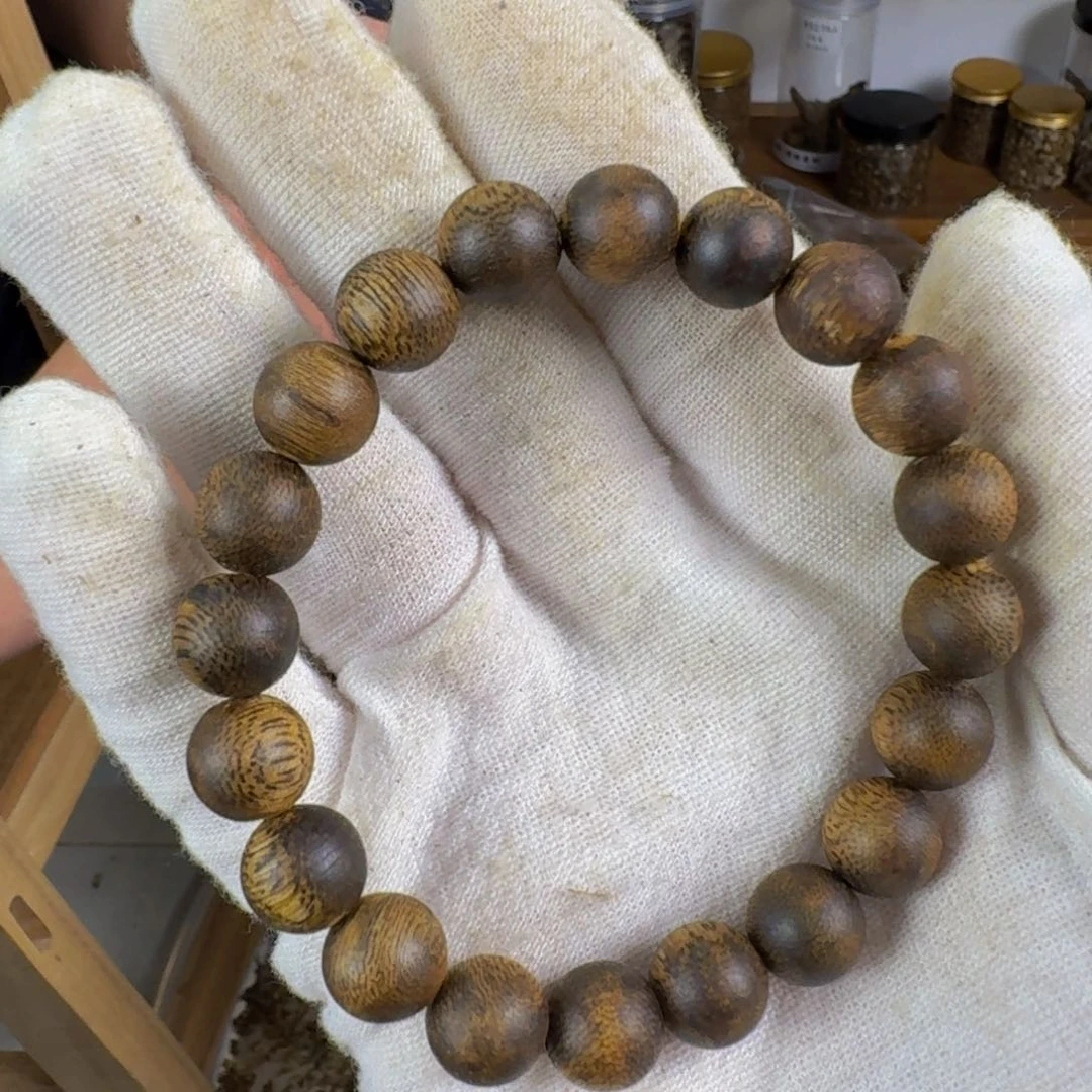 沉香沉香碎屑乌身圆叶1.0尺寸7克